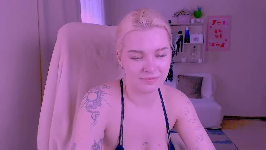 hot_blonda_ Adult Chat April 9, 2026