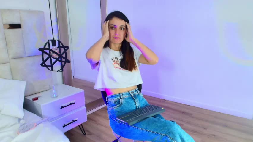 emy_ferrer_ Adult Chat April 9, 2026