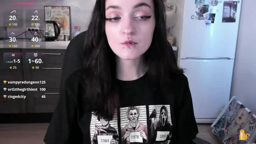 lina_tyaan Adult Chat April 9, 2026