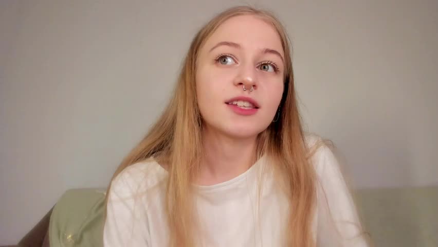 mia_meows Adult Chat April 9, 2026