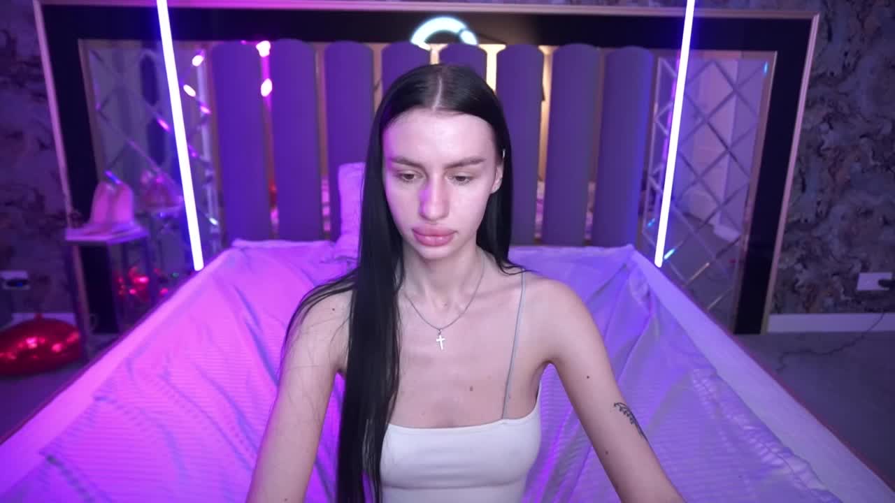 SnowWhiteee Adult Chat April 10, 2026