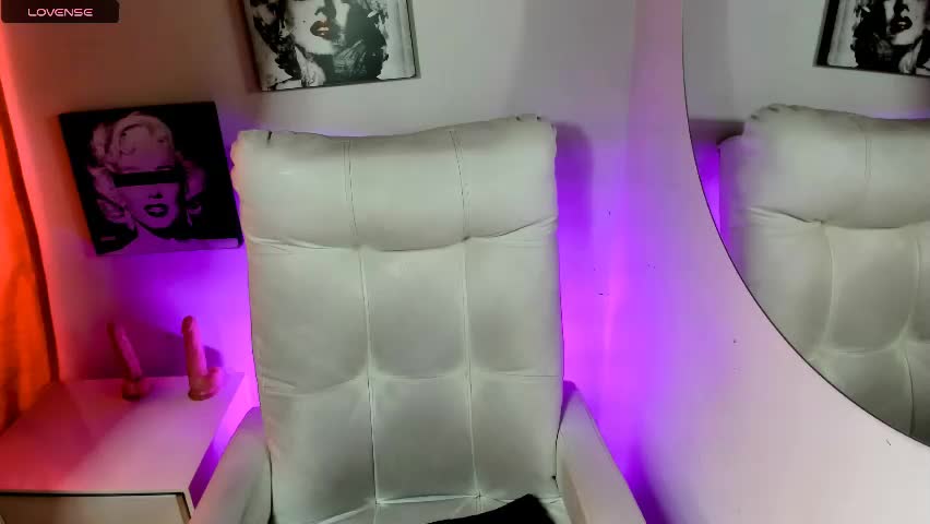 samantharoldan Adult Chat April 10, 2026