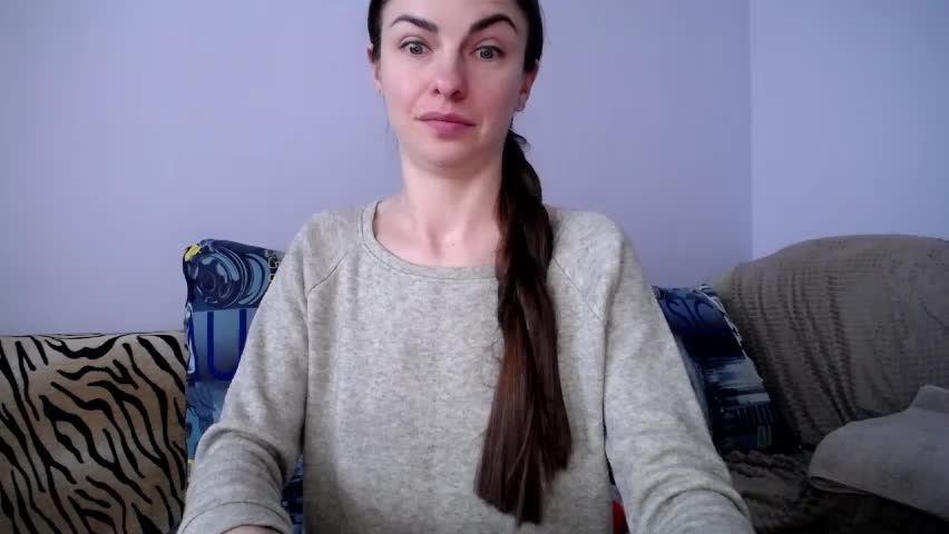angel_zoe77 Adult Chat April 10, 2026