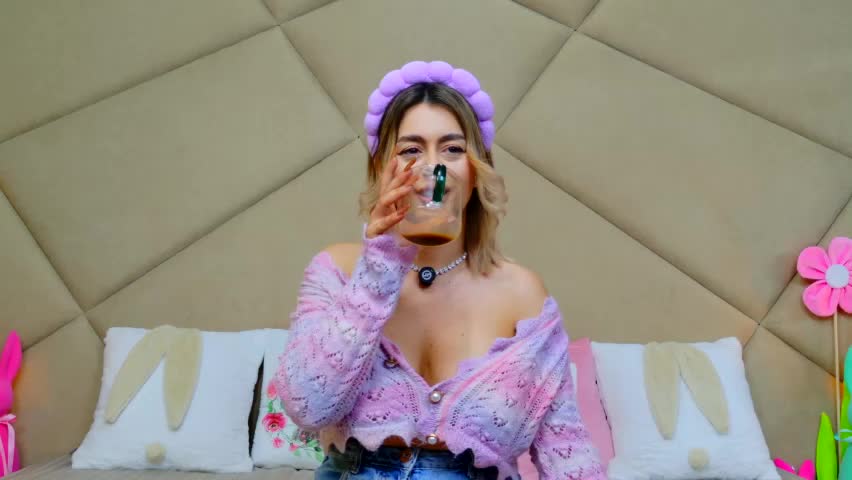 chloevee Adult Chat April 10, 2026