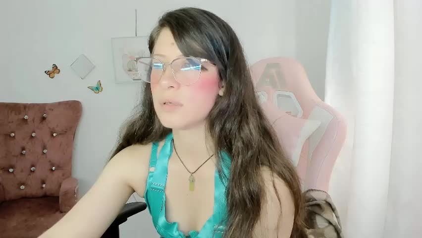 zooeybelair Adult Chat April 10, 2026