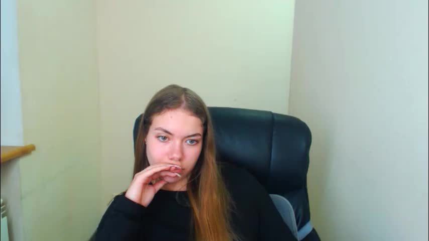 zoey_deuttch Adult Chat April 10, 2026