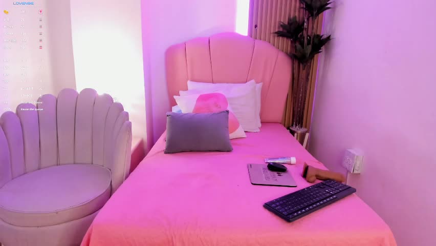 violeta_sannz Adult Chat April 10, 2026