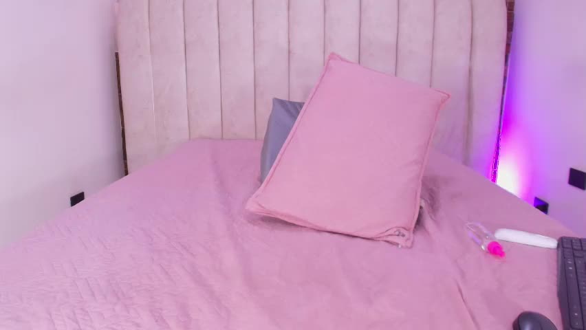 sofiavelezz_ Adult Chat April 10, 2026