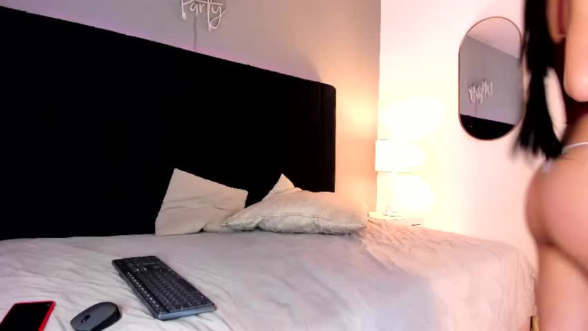 angelina_hilton Adult Chat April 9, 2026