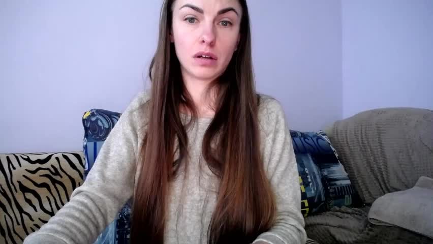 angel_zoe77 Adult Chat April 10, 2026