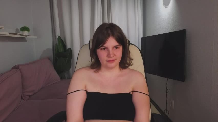 ruyjin_choi Adult Chat April 10, 2026