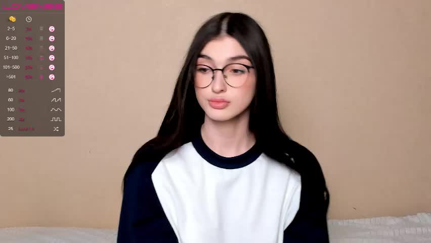 leila_4ever Adult Chat April 10, 2026