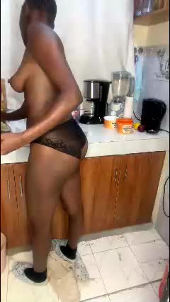 sexy_nyla Adult Chat April 10, 2026