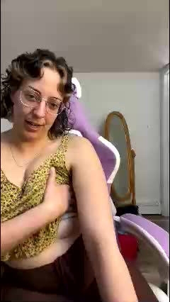 findomglana Adult Chat April 10, 2026