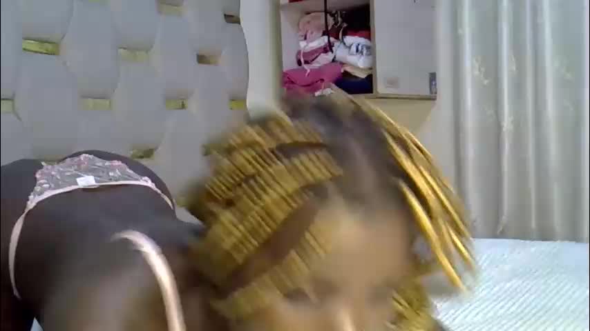 sweet_melodiyy Adult Chat April 10, 2026