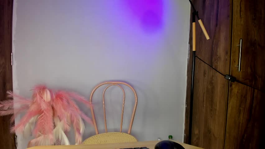 khate_smith Adult Chat April 10, 2026
