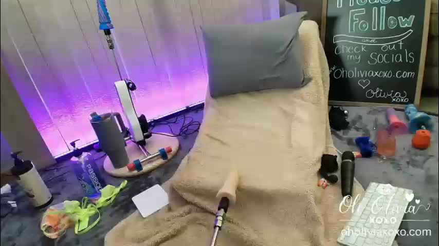 oholiviaxoxo Adult Chat April 10, 2026