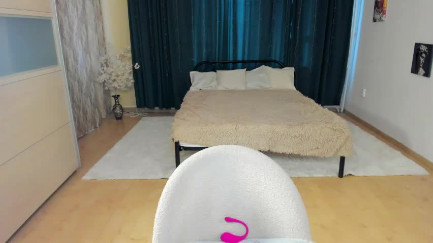 lilia_moons Adult Chat April 10, 2026