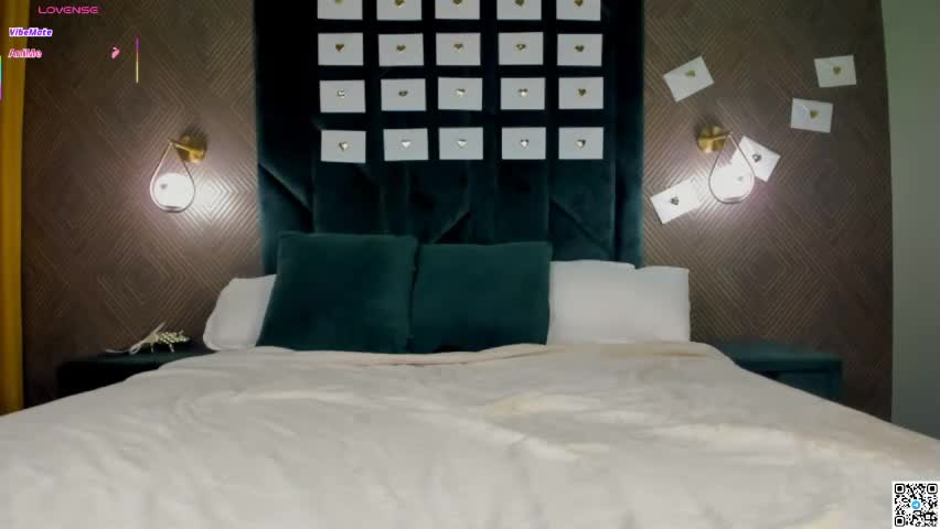 chloee_white Adult Chat April 10, 2026