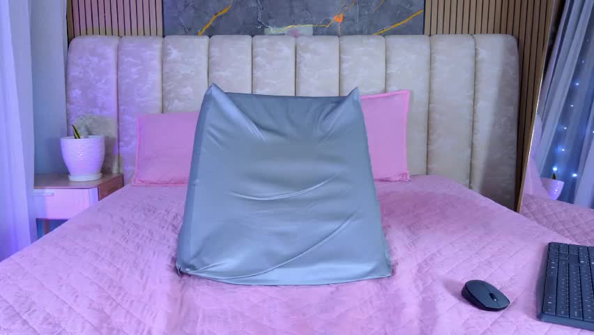 miia_scoott_ Adult Chat April 10, 2026