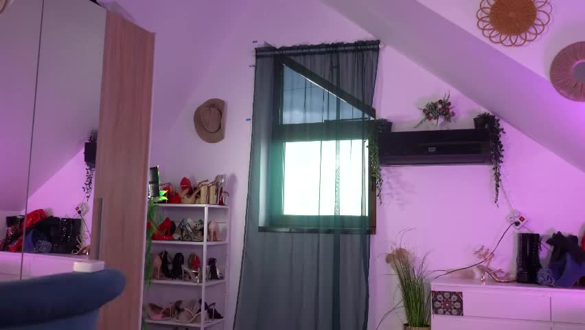 artofboobs Adult Chat April 9, 2026