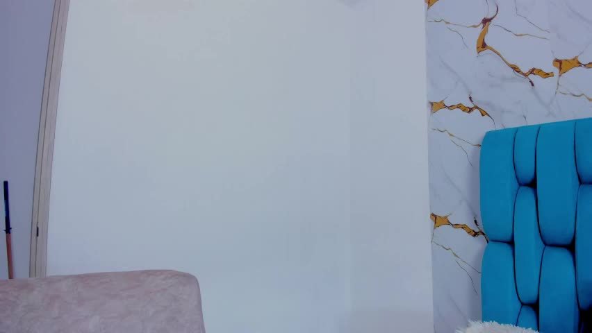 emma_hillton Adult Chat April 10, 2026