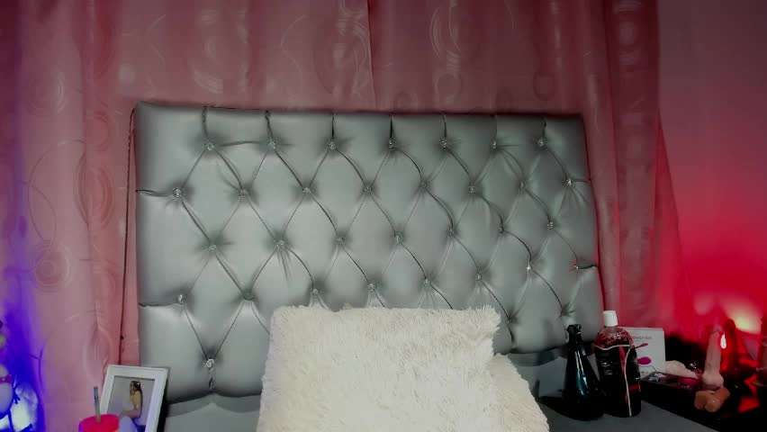 zoe_tamara Adult Chat April 10, 2026
