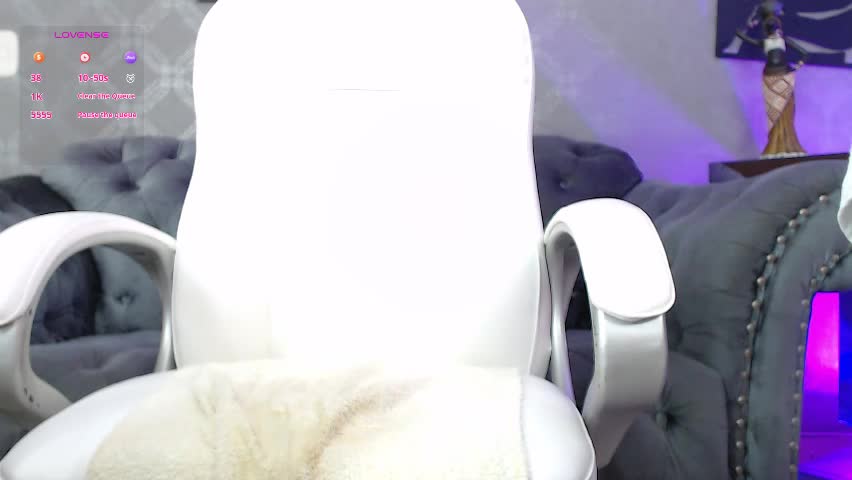 emily_soon Adult Chat April 10, 2026