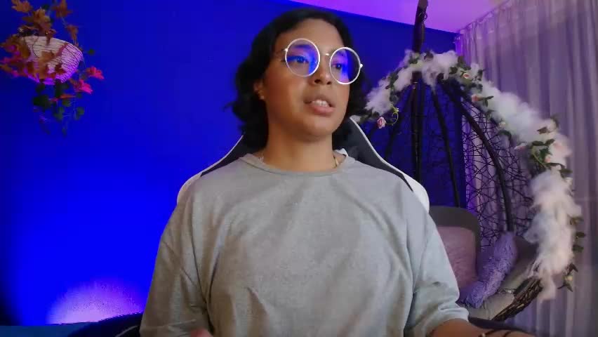 emmapark_ Adult Chat April 10, 2026