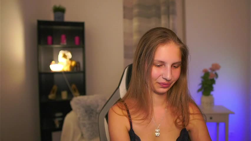 emmie_murray Adult Chat April 10, 2026