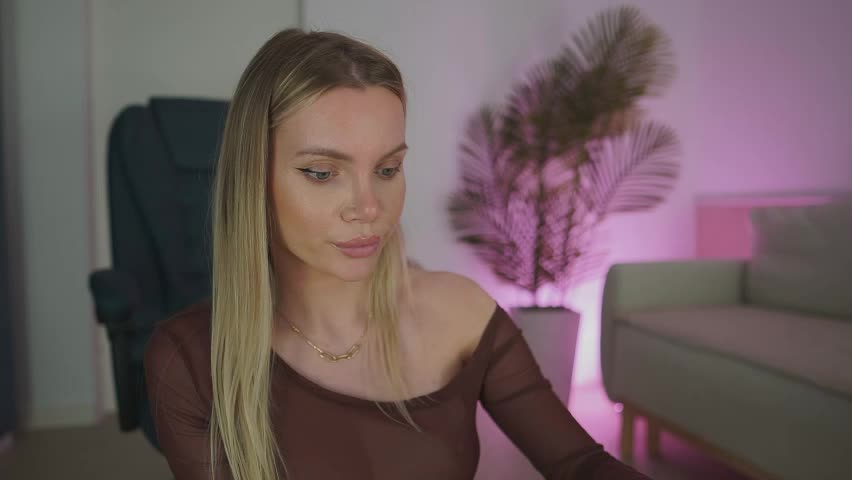 yvonna_ Adult Chat April 10, 2026