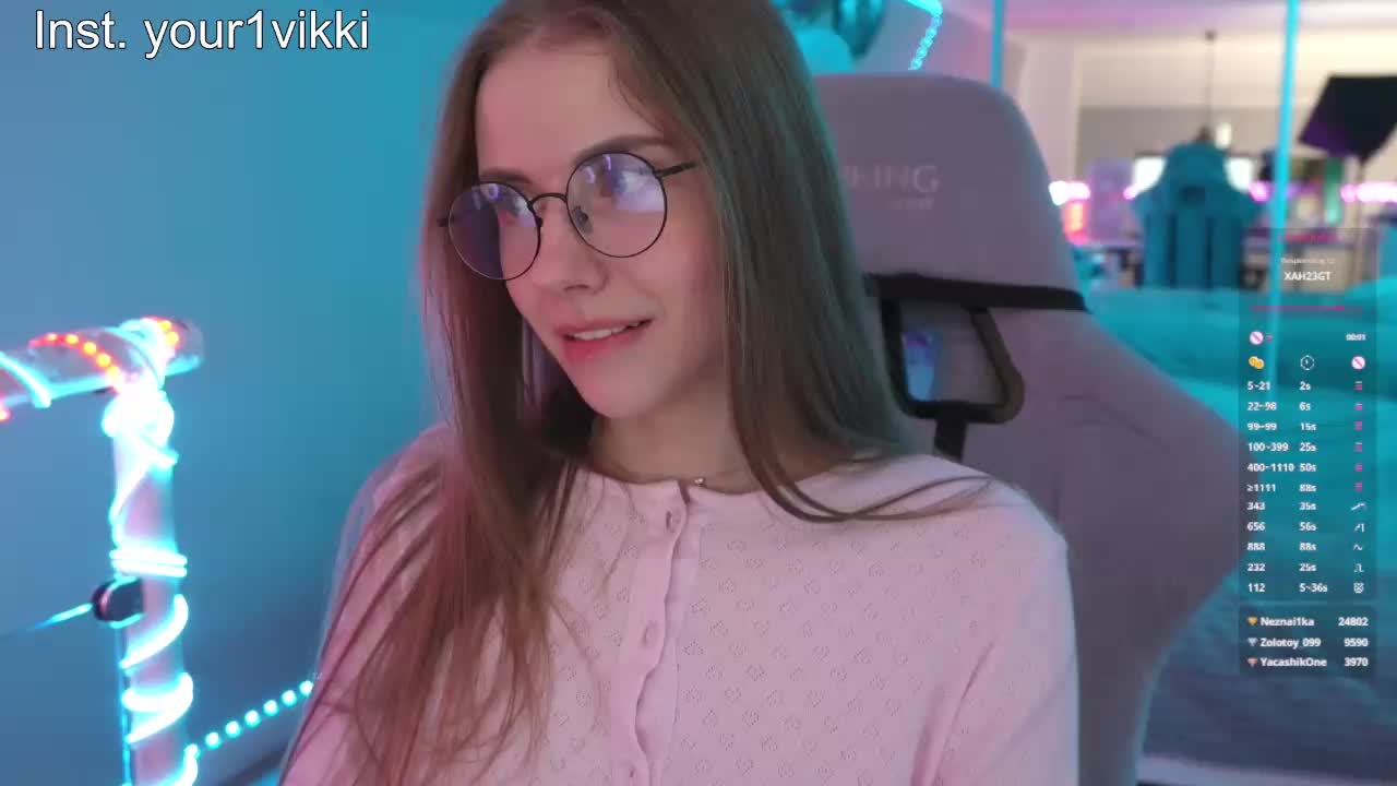 VikkiExtraCheese Adult Chat April 10, 2026