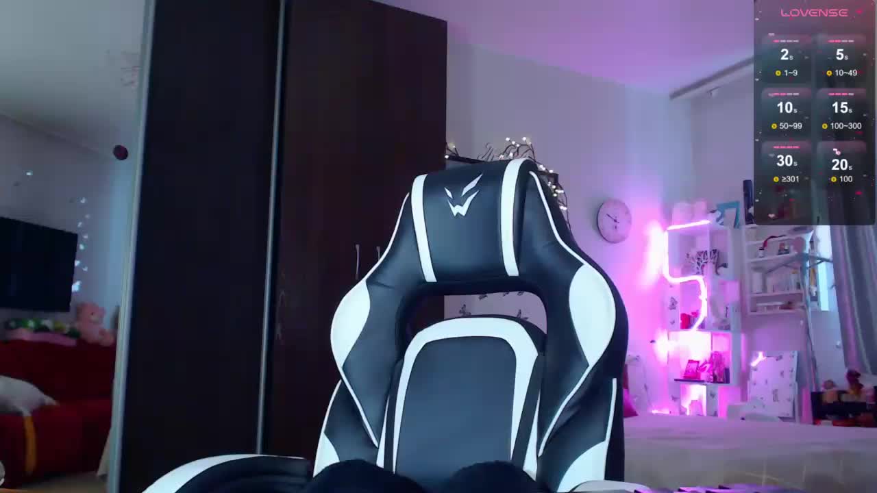 miss-alice- Adult Chat April 10, 2026