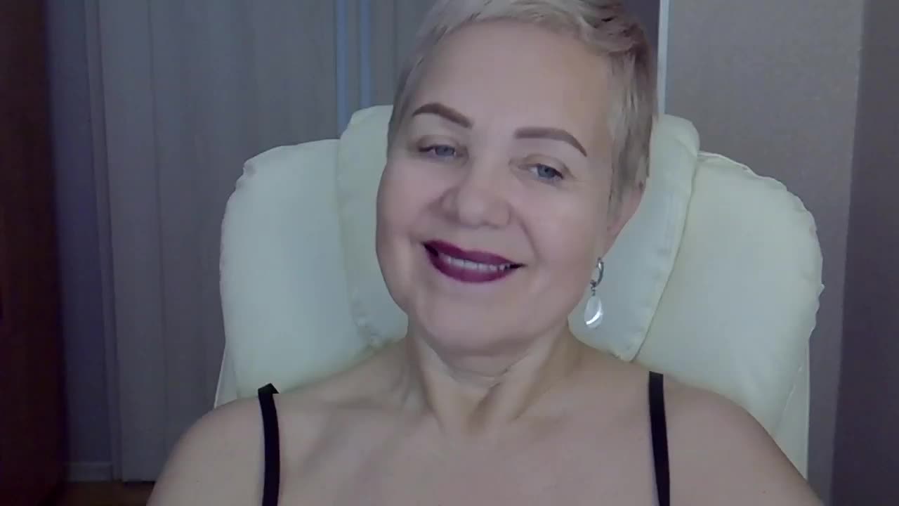 MadamMadam Adult Chat April 10, 2026