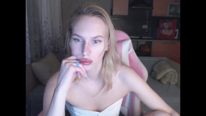 elsa_shine Adult Chat April 10, 2026