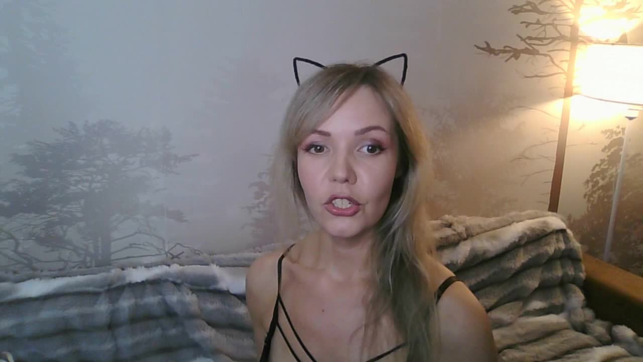 Red_Rose_98 Adult Chat April 10, 2026