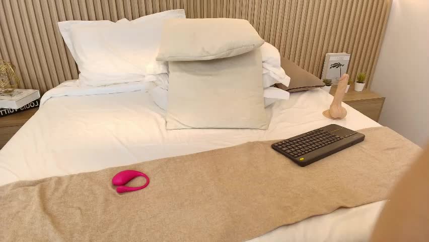bella_millers Adult Chat April 10, 2026