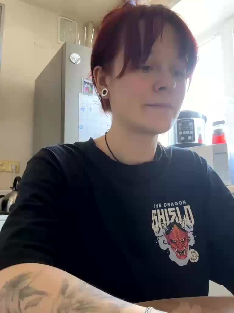 stillHer Adult Chat April 10, 2026