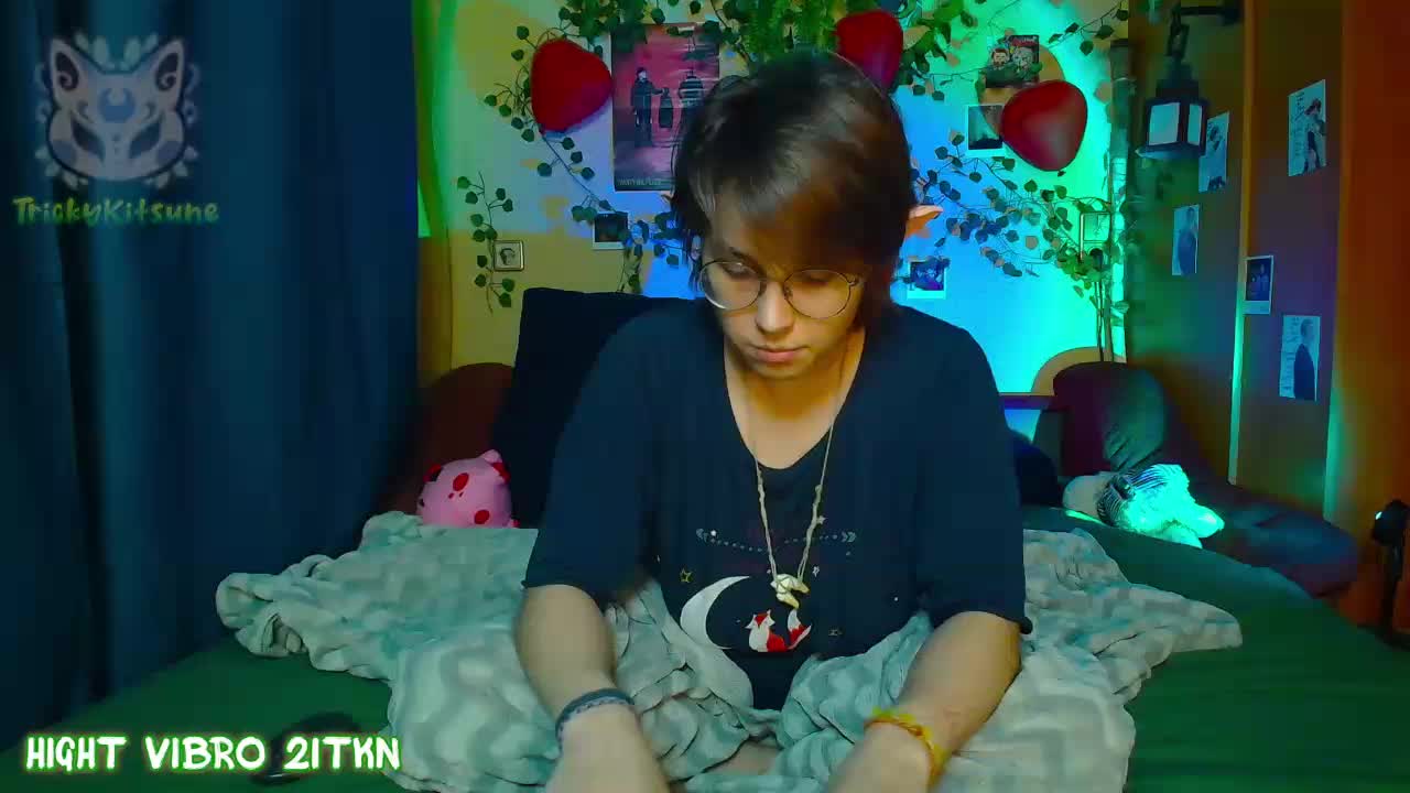 Tricky_Kitsune Adult Chat April 10, 2026