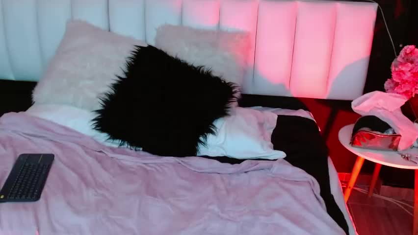 samara_glow Adult Chat April 10, 2026