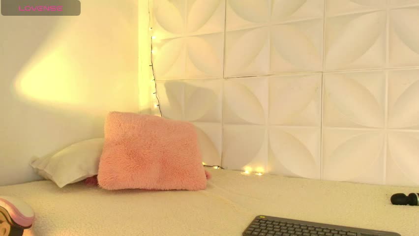 ivonnygoldie Adult Chat April 10, 2026