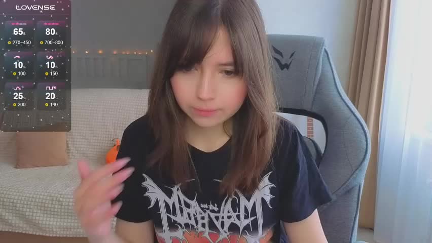 lina_brownie Adult Chat April 10, 2026