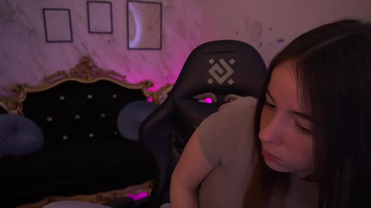 BabeDollie Adult Chat April 10, 2026