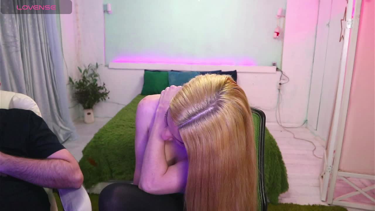 AlisaAleks Adult Chat April 10, 2026