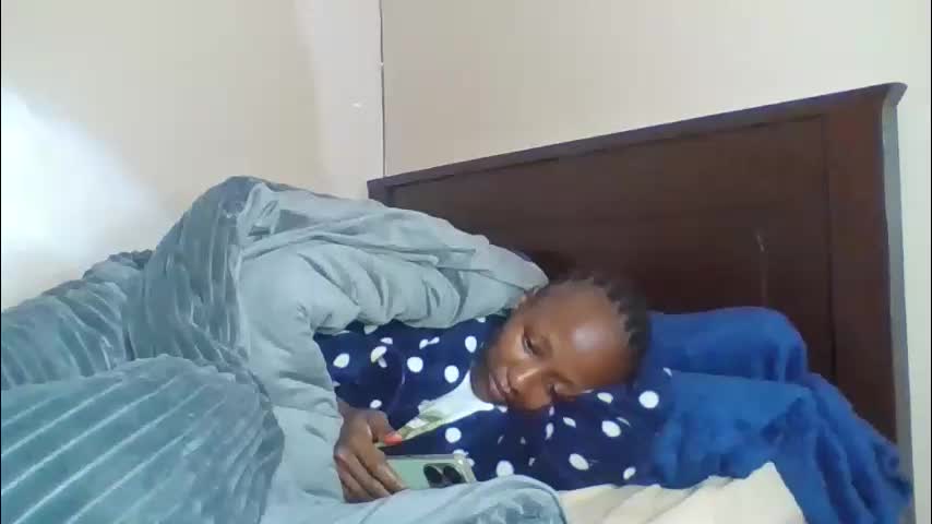 baddie_bunnie Adult Chat April 10, 2026