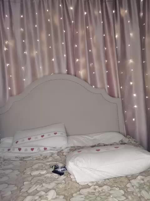 Her-Girl Adult Chat April 10, 2026