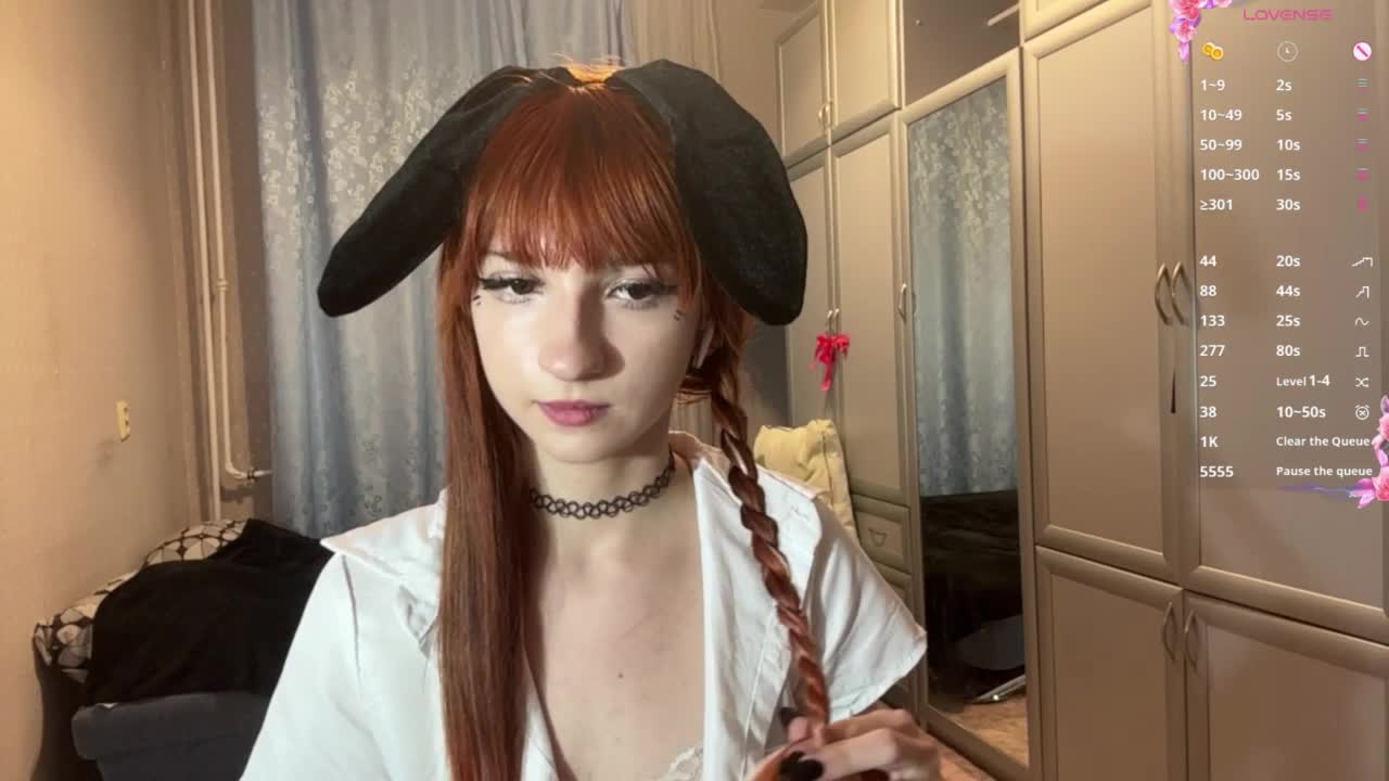 UrrLuna Adult Chat April 10, 2026