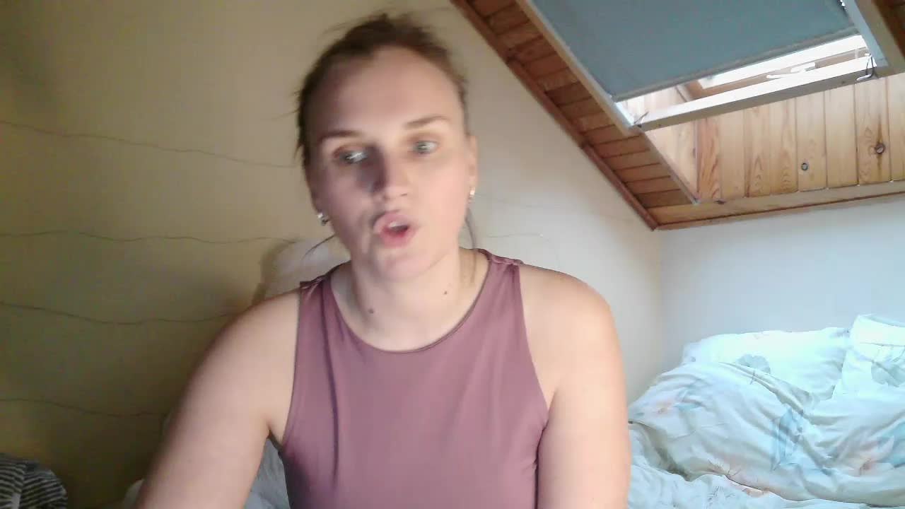 LisaLovHoney Adult Chat April 10, 2026