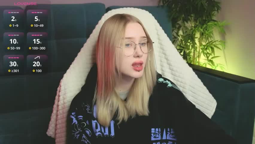 kebesheska Adult Chat April 10, 2026