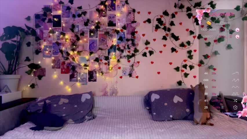 akari_moon3 Adult Chat April 10, 2026